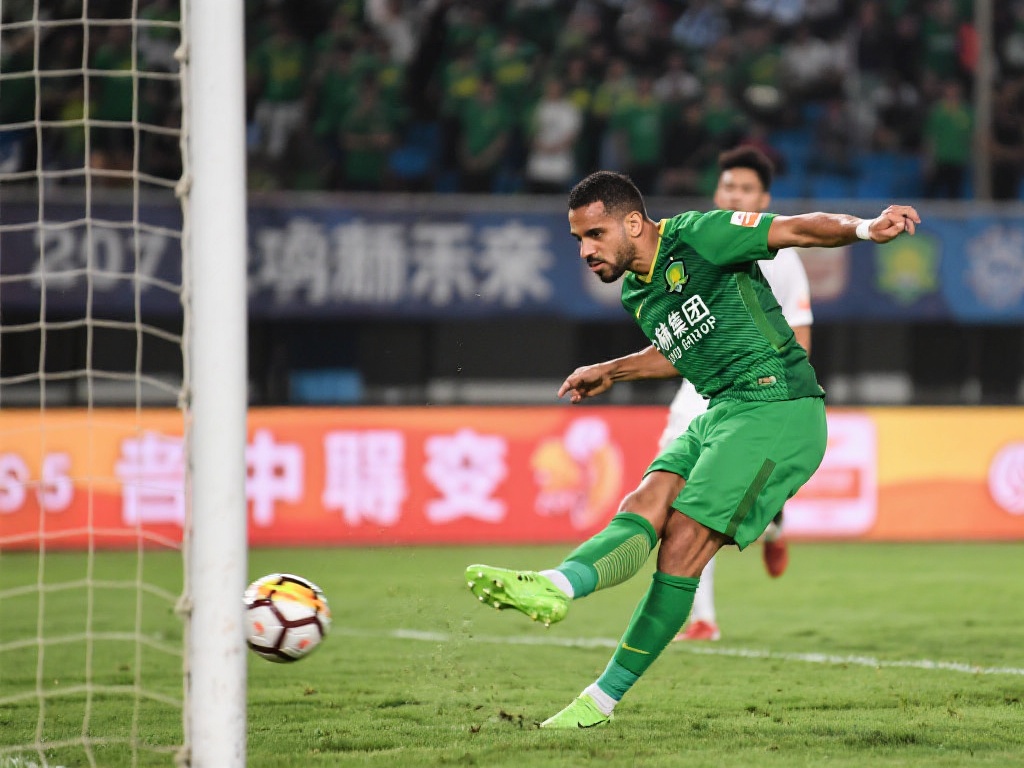 莱万替补的 莱万替补的